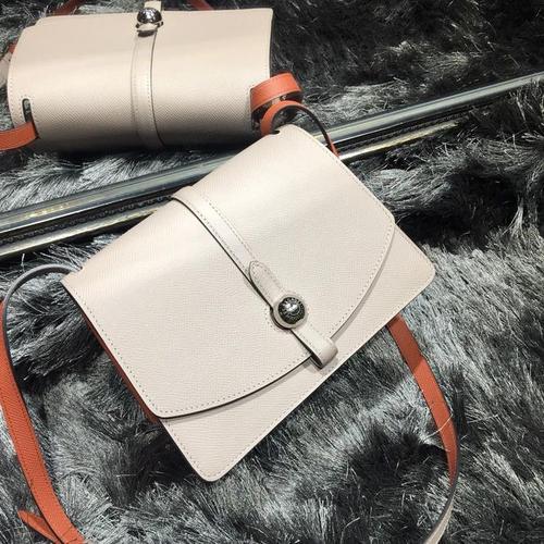 moynat 摩纳madeleine系列小牛皮斜跨单肩包