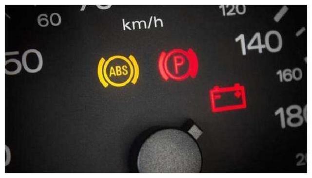 同时 ecu也控制着整个发动机的所有电子设备,如电子节气门,喷油嘴