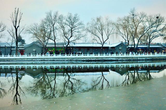 什刹海的雪景中藏着你要的答案