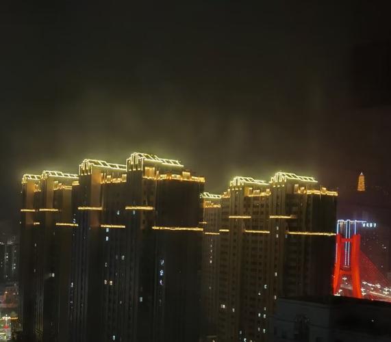 美丽的天水夜景