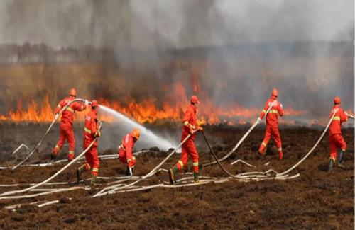 转威头条丨水火不容 我国以水灭火新技术新材料新装备