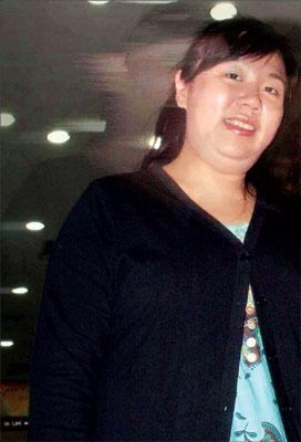 近日,记者采访了广州首个白领胖女子网上俱乐部——"上班肥肥女"QQ群