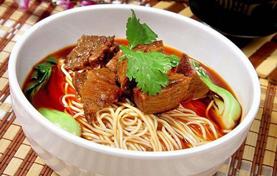 牛呆呆大碗牛肉面加盟优势