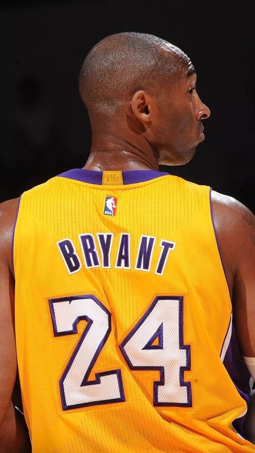 曼巴精神永存!上帝带走了科比 留下了24号球衣!
