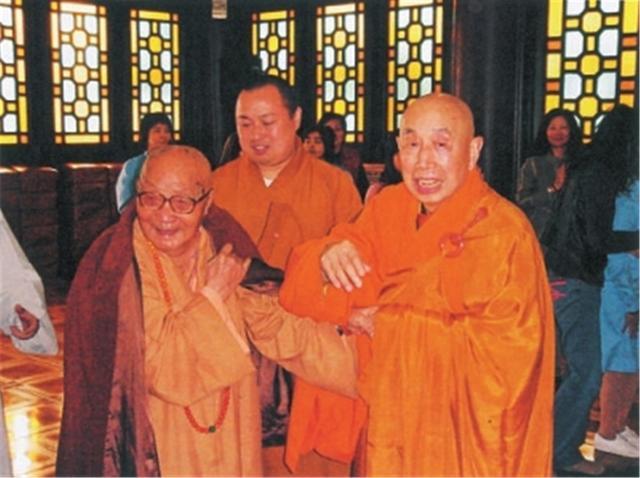 觉光长老与本焕长老的法缘