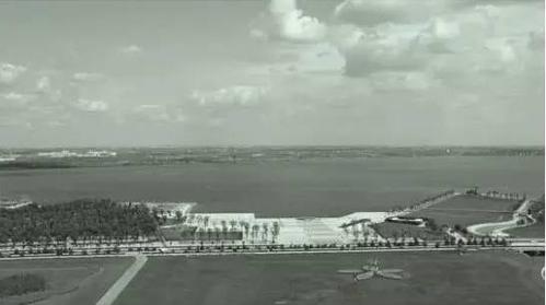 (金鸡湖西望向湖东)