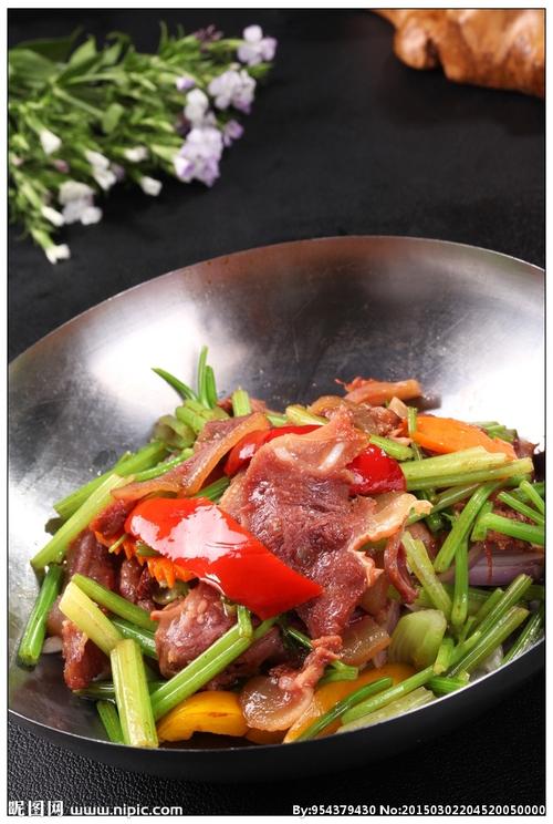 干锅牛头肉图片