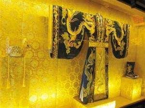 元代织金锦袍的技术体现