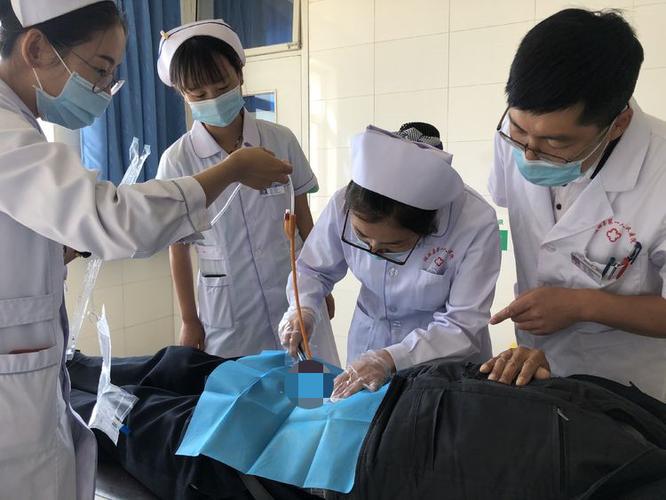 (更换膀胱造瘘管)