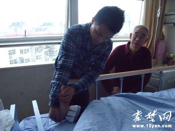 十堰男护工:被别人需要很幸福