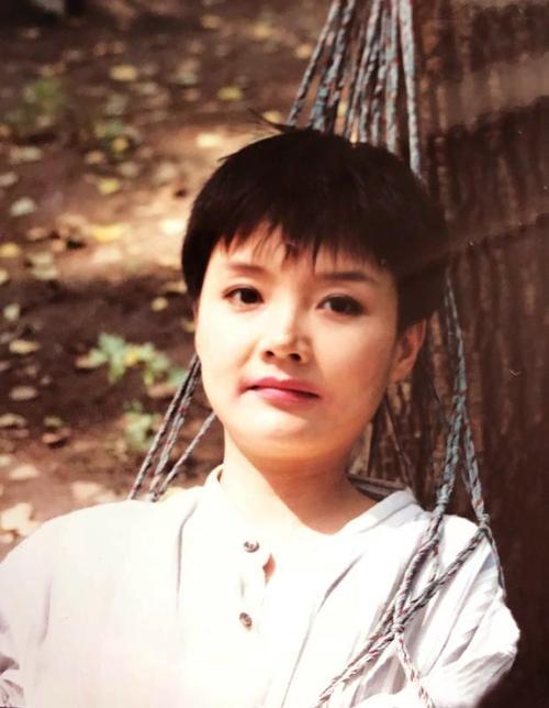 马晓晴:从童星到红极一时,53岁仍单身