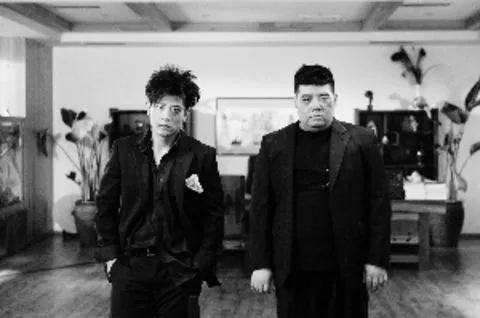 是高晓攀自导自演,孙集斌联合导演,尤宪超,于莎莎,李璨琛等联袂主演
