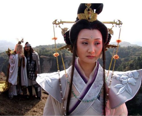 《精卫填海》女演员现状,风神西王母已老去,小精卫长得亭亭玉立