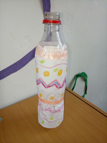 亲子作品《瓶子大变身》