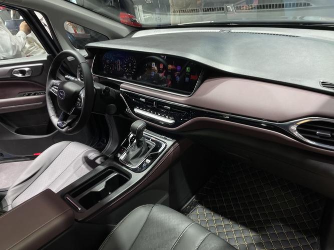 2021上海车展丨x展翼主题设计广汽传祺m6pro亮相