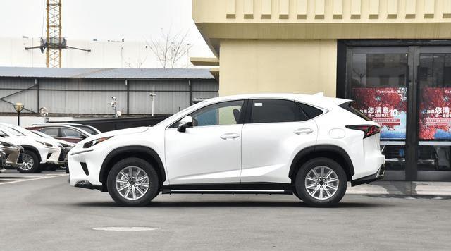 雷克萨斯nx200,最大功率110kw,最大扭矩189n.