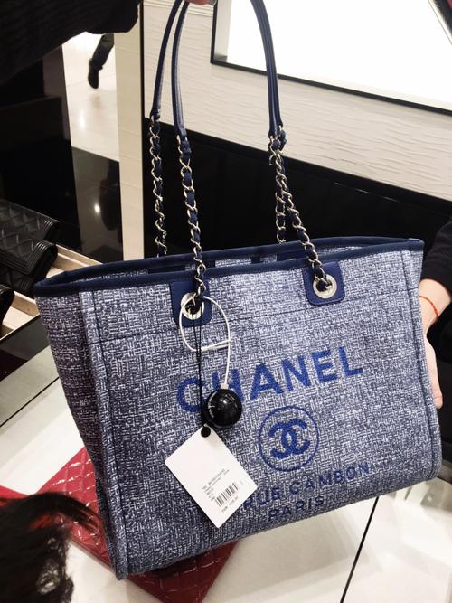 chanel 购物袋
