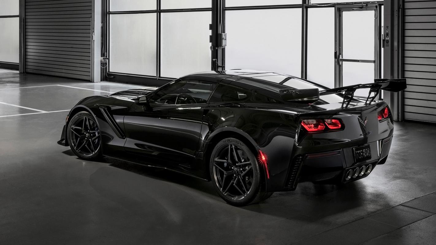 雪佛兰科尔维特超级跑车高清图片桌面壁纸