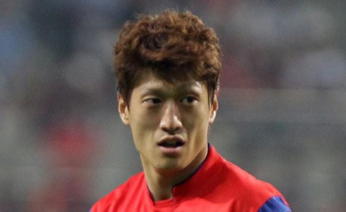 李青龙(韩国) 英文名:chung-yong lee 生日:1988-7-2 身高:1.