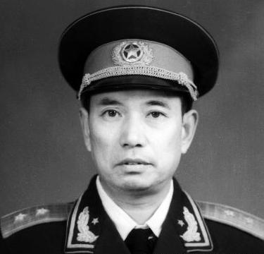 分别被授予了什么军衔