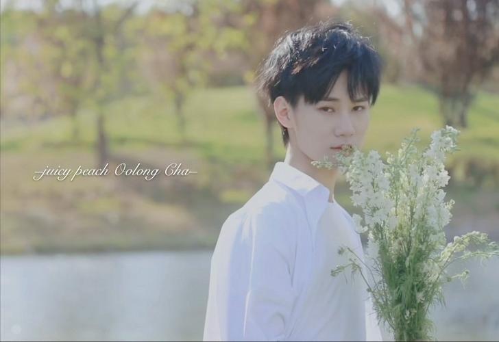 内娱爱豆03年独苗张真源欢迎成为真知棒