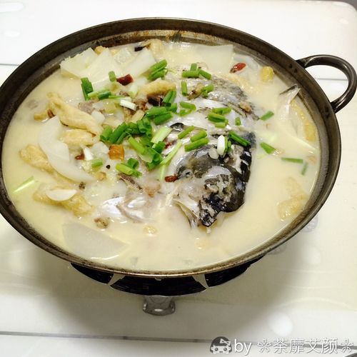 鱼头汤这两天下雨气温很低感觉很冷特别的想吃火锅下班后去菜场买了一