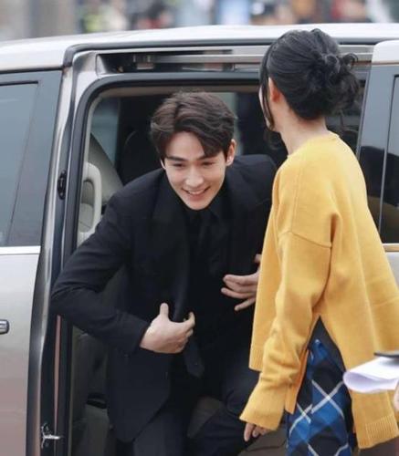 朱一龙隐婚生子再曝实锤?徐子瑄闺蜜连续点 赞,粉丝发现有猫腻