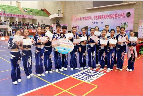 汕头市龙湖区碧华实验学校(小学部)2017年招生启事