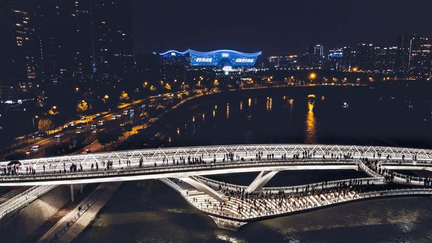 成都网红桥莫比乌斯环-五岔子大桥