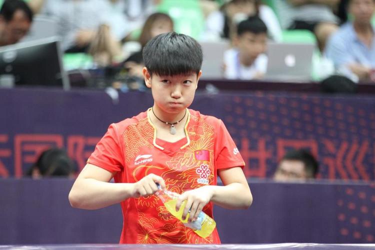 孙颖莎混双首夺冠,有望继王楠后成就三冠王,樊振东冲击单打冠军