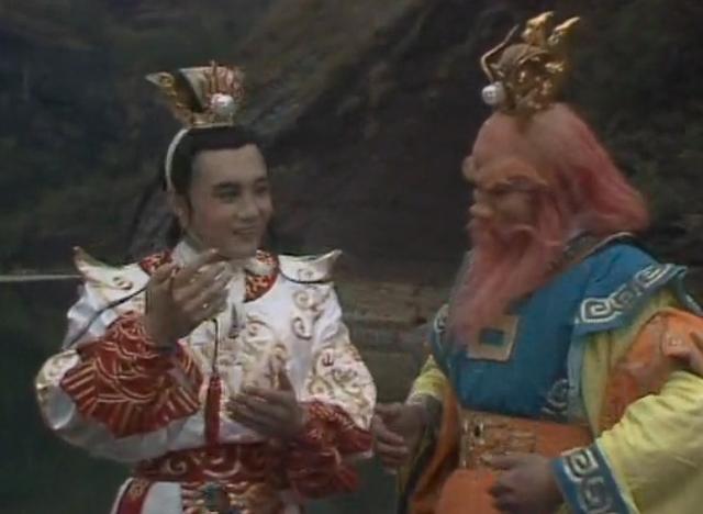 白龙马为什么要在唐僧取经团忍辱负重?他身上藏有两大