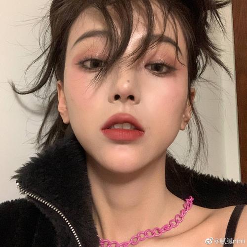 给美女投票@腻腻ninii 真的很好看