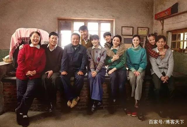 现在回头来看,电视剧《人世间》的出现像是一件注定的事——它就是要