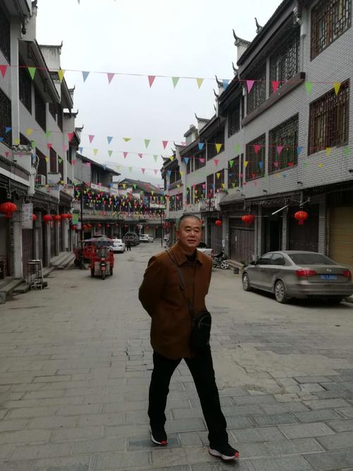 今天在正安安场文化镇舅舅家和表哥们欣赏古镇风景