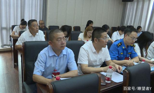 来看看昨天下午的南充嘉陵又选举出哪些人来做啥了