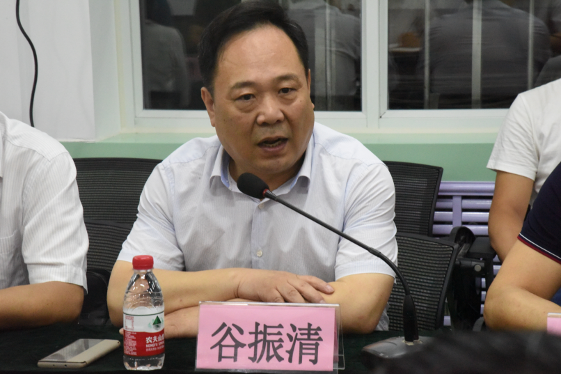 郑州大学党委副书记医学院党工委书记谷振清一行来我院