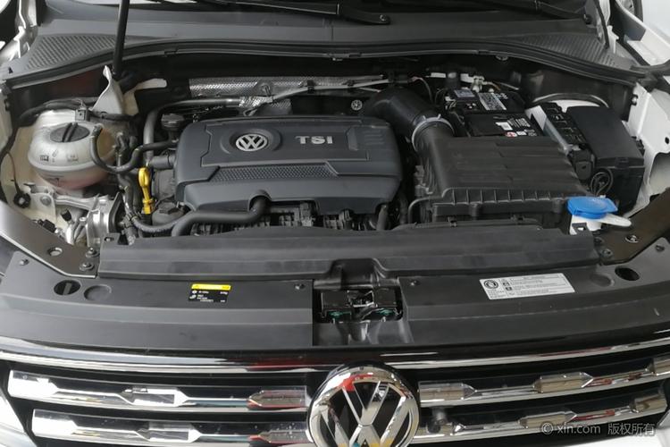大众途观l发动机舱