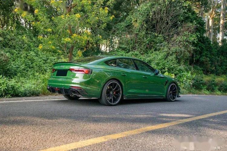 优雅与性能并存奥迪rs5改装案例