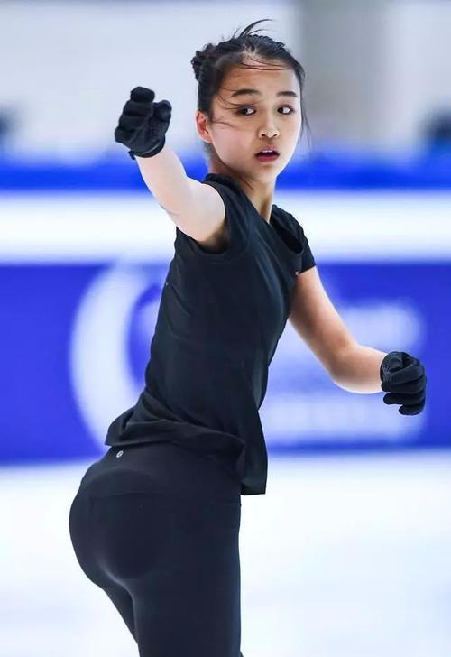 深扒花滑超美女将朱易故事:三年前加入中国籍,曾是