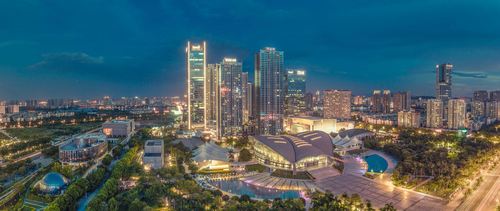 惠州华贸天地十周年,"拾光之旅"庆典璀璨启幕