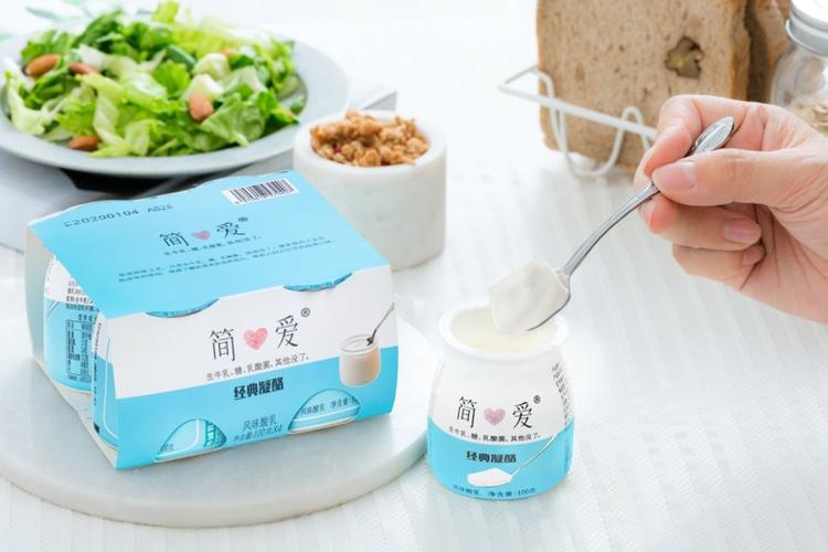 简爱酸奶持续优化产,运,销 以做最好产品为己任