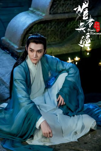 作为参演过《西游伏妖篇》美男子版猪八戒,《爵迹》中的漆拉等不同