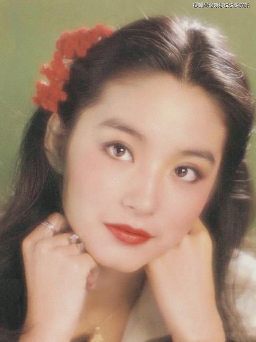 女明星罕见老照片:林青霞好仙,王祖贤惊艳,关之琳美得像漫画里走出来