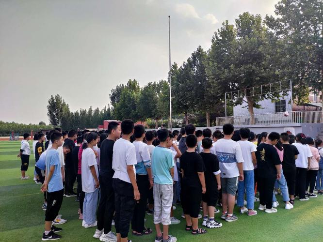 泗水县高峪初级中学圆满举行2020级初一新生入学仪式