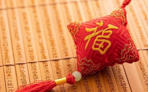 【音频】乡音 | 端午将近,想起祖母自制的艾草香囊