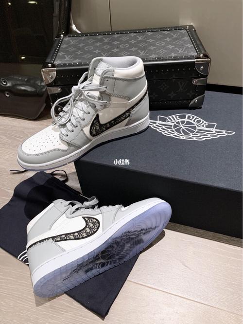 dior x aj 联名款球鞋 拆箱啦7815_球鞋_airjordan_迪奥怎么样_潮