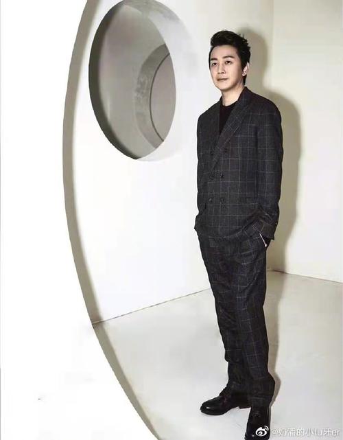 潘粤明丁宁破次元聚会##潘粤明晒与丁宁聚会照
