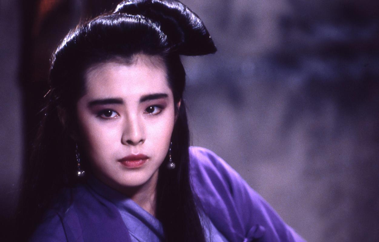 第五名当属最美女鬼王祖贤了,当年的小倩不知道吸引了多少人的注意