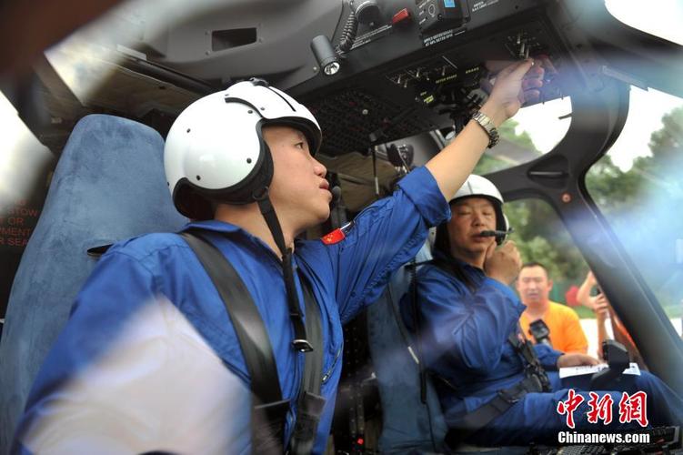 北京警航首次向媒体开放 设8条航线加强反恐巡控