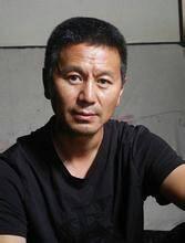 这位男明星的名字叫什么?